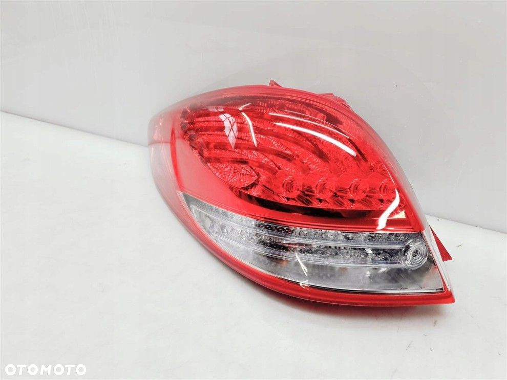 HYUNDAI VELOSTER 11- LEWA TYLNA LAMPA LED ORYGINAŁ - 2