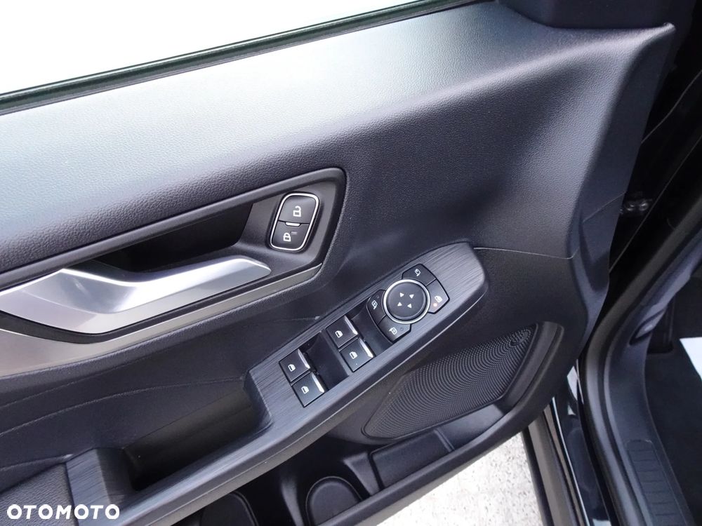 Ford Kuga 1.5 EcoBoost FWD Titanium - 38