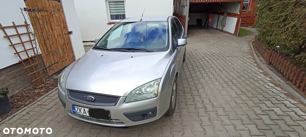 Ford Focus 1.6 TDCi DPF Ambiente - 2