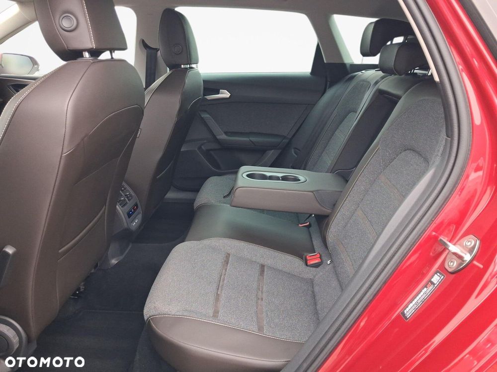 Seat Leon Sportstourer 2.0 TDI Xcellence DSG - 13