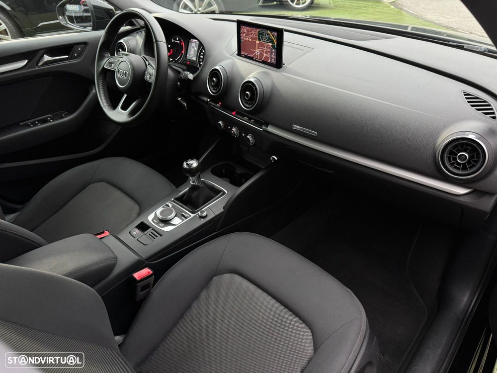 Audi A3 Sportback 30 TDI - 16