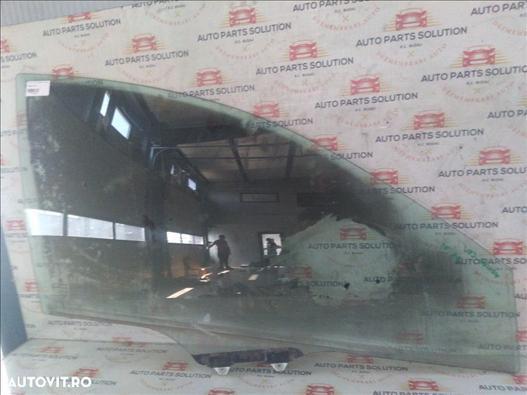 geam usa dreapta fata honda crv - 1