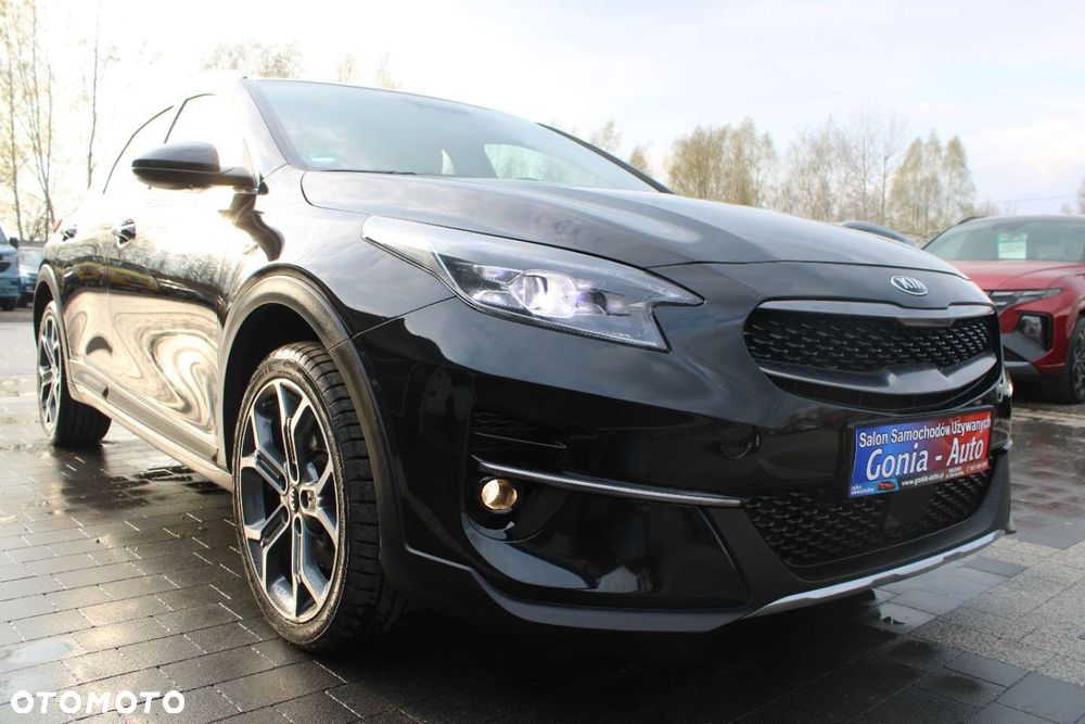 Kia XCeed - 12