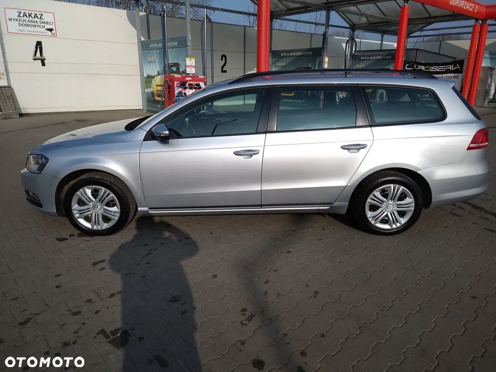 Volkswagen Passat 2.0 TDI Comfortline DSG - 3