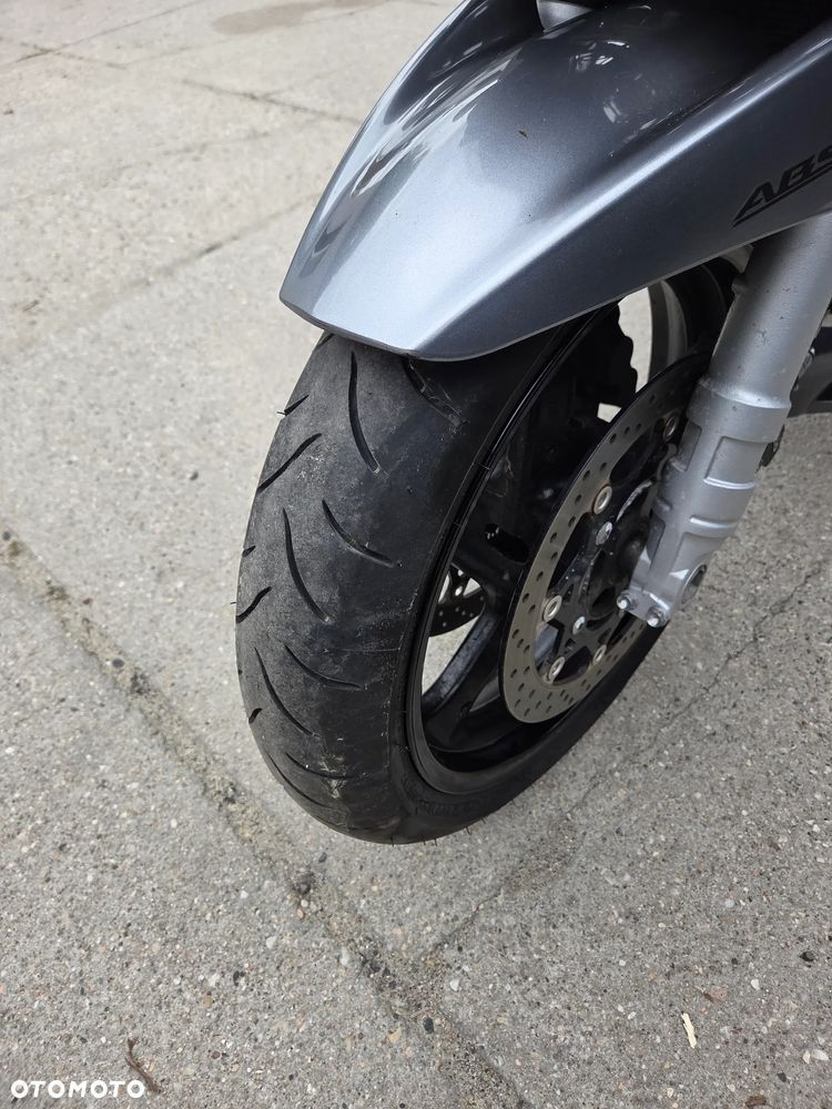 Suzuki Bandit - 8