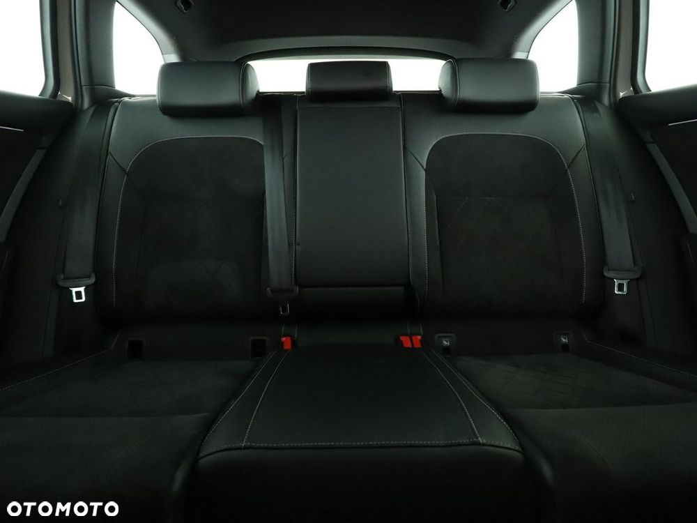 Skoda Superb 2.0 TDI DSG Sportline - 19