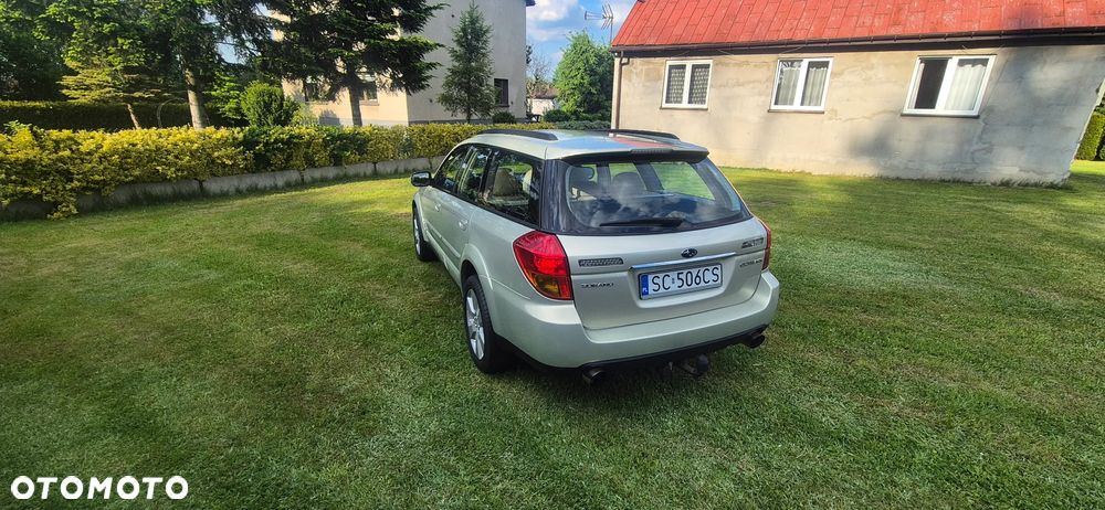 Subaru Outback 3.0R - 5