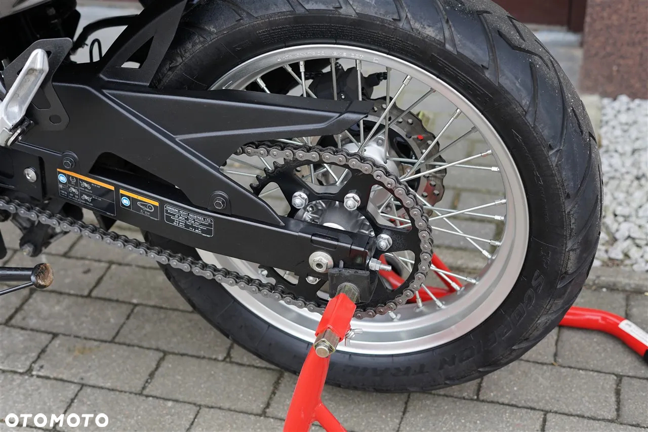 Kawasaki Versys-X 300 - 24