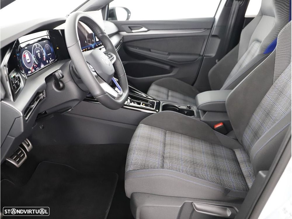 VW Golf 1.5 TSI e-Hybrid GTE DSG - 12
