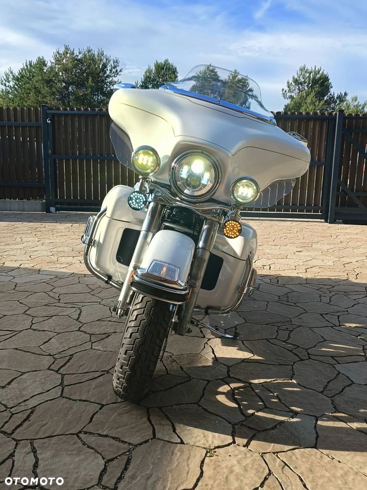 Harley-Davidson Touring Electra Glide - 2