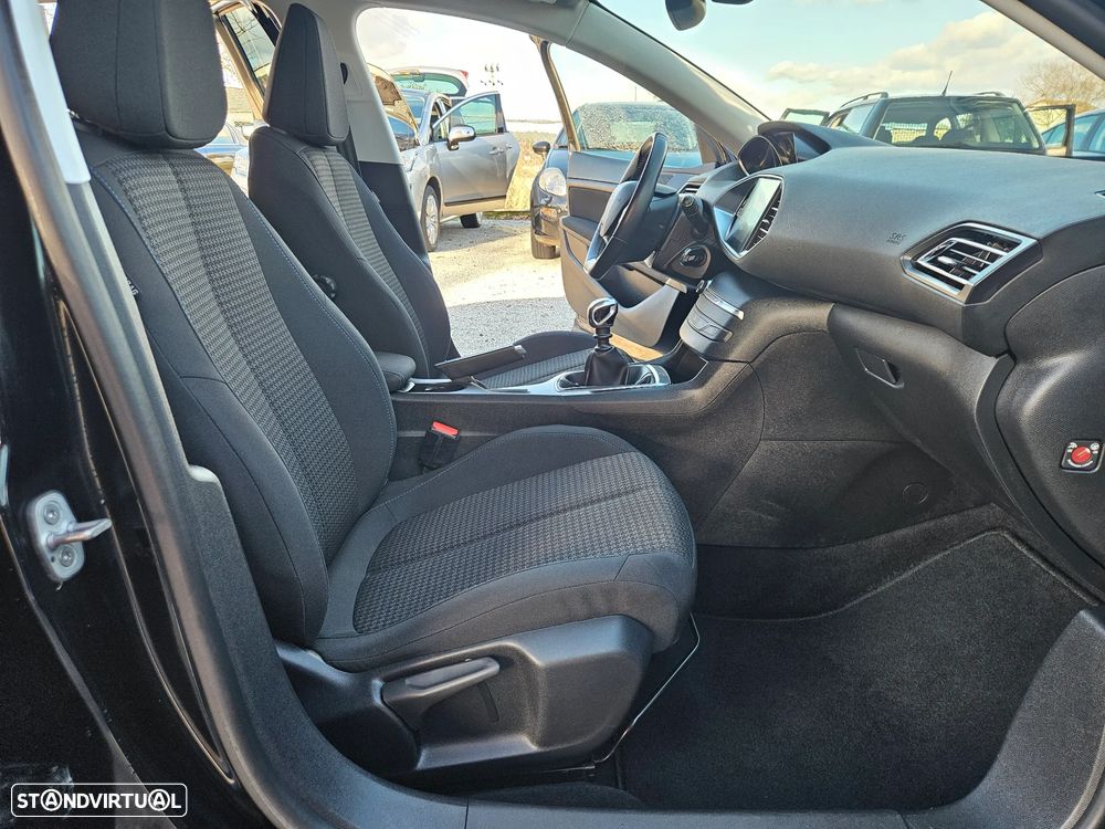Peugeot 308 SW 1.5 BlueHDi Style - 14