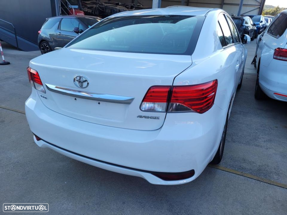 Toyota Avensis D4d  2014 para peças - 2