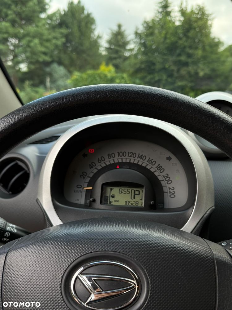 Daihatsu Sirion 1.3 - 12