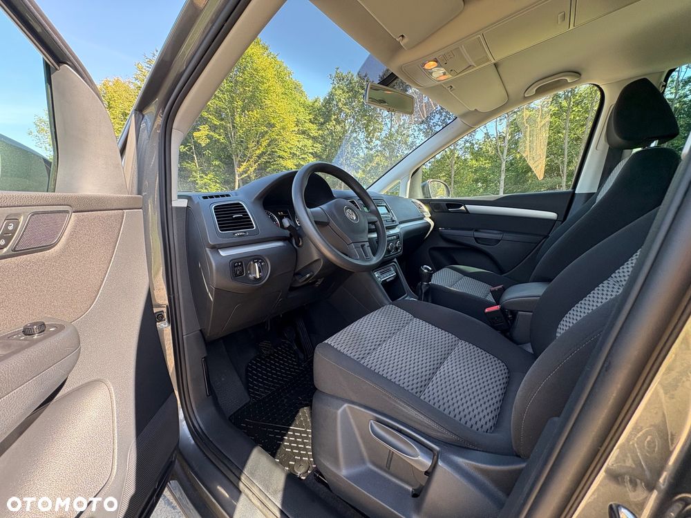 Volkswagen Sharan 2.0 TDI Highline - 36