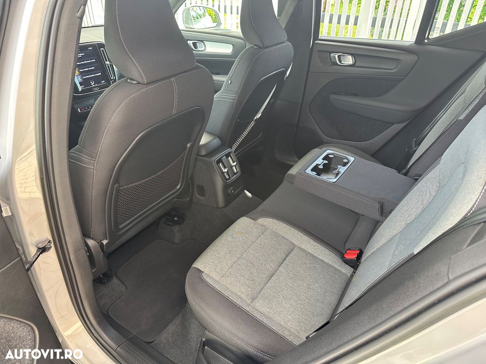 Volvo XC 40 T4 Recharge DKG Core - 11