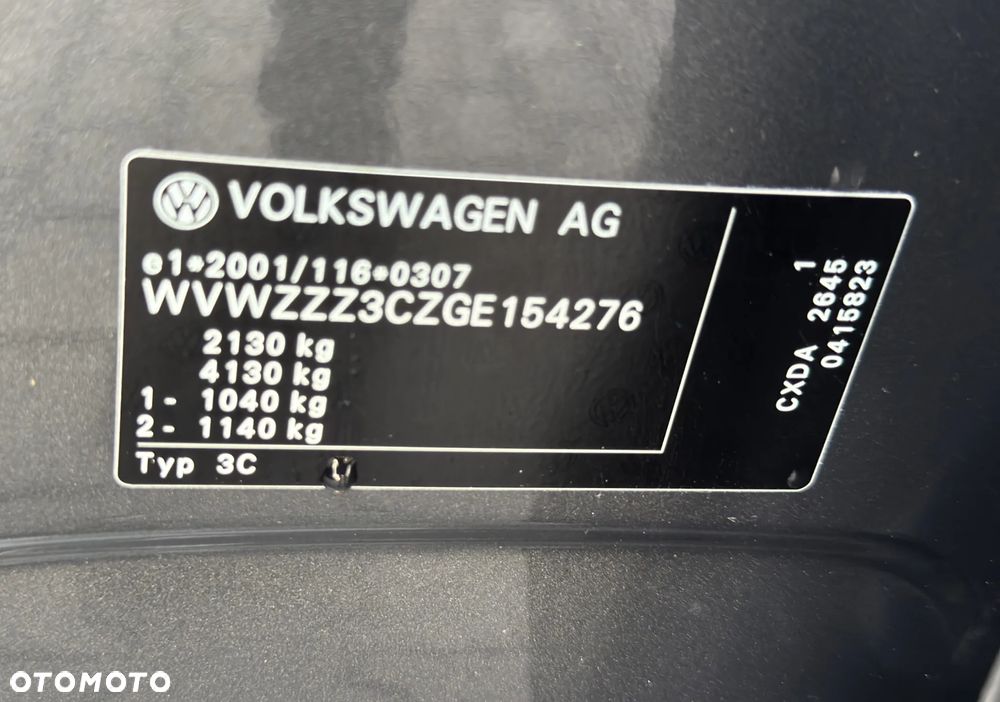 Volkswagen Passat - 40