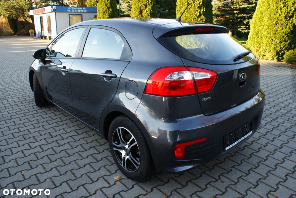 Kia Rio 1.4 Edition 7 - 9