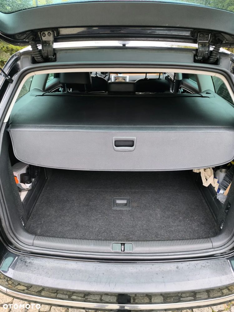 Volkswagen Passat 2.0 TDI DPF DSG Highline - 19