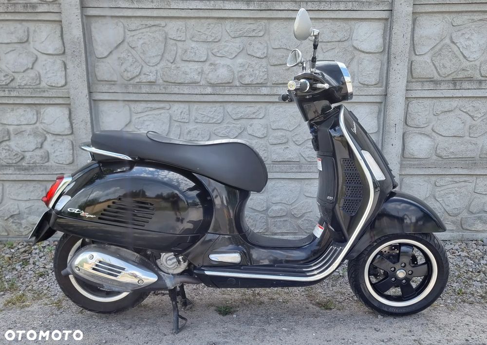 Piaggio Vespa - 5