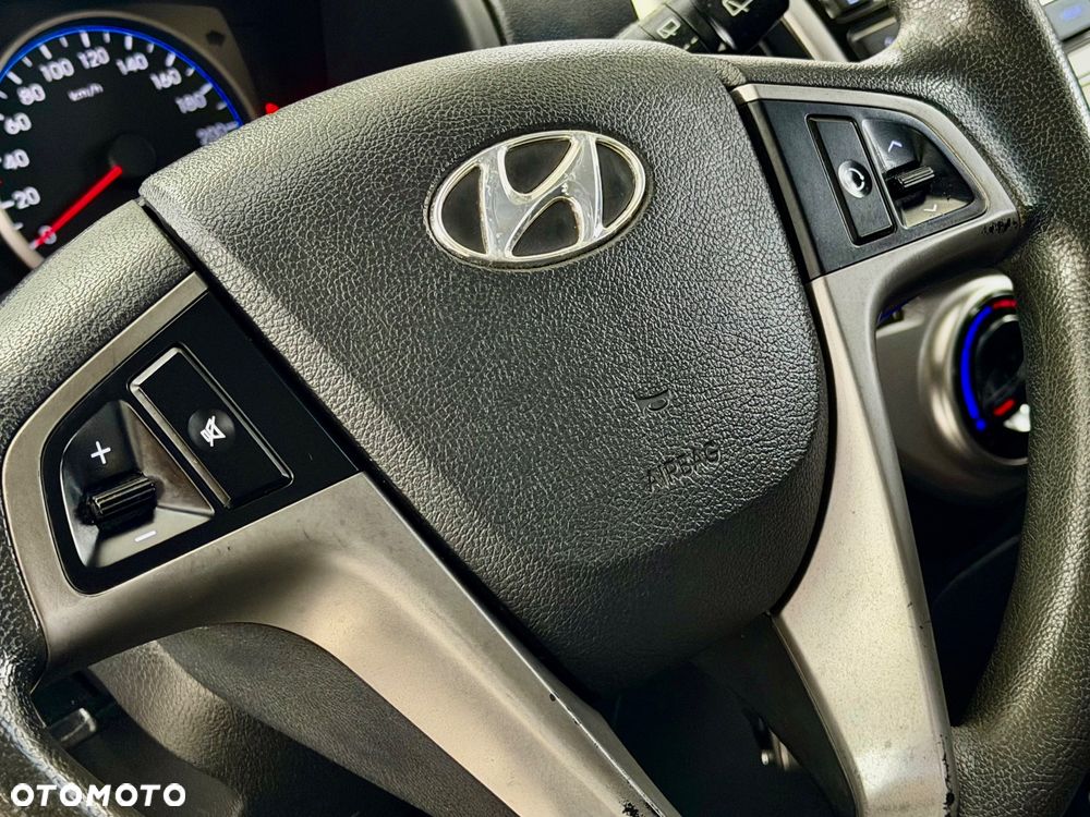 Hyundai i20 1.25 Wersja Jubileuszowa - 9