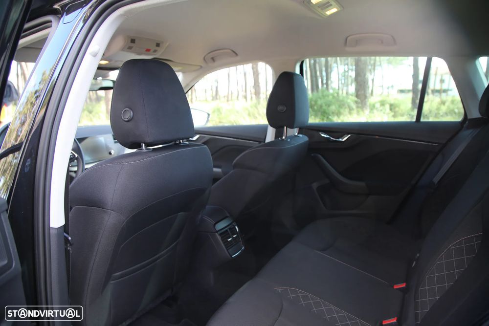 Skoda Kamiq 1.0 TSI Ambition DSG - 19