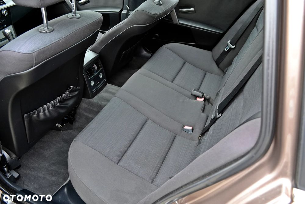 BMW Seria 5 - 15