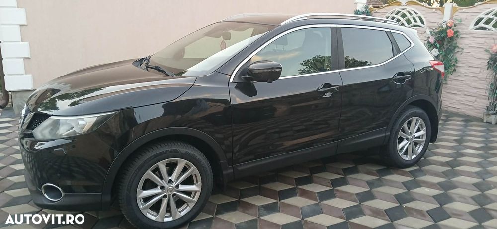 Nissan Qashqai 1.6 DCI ALL-MODE 4x4i N-Connecta - 1