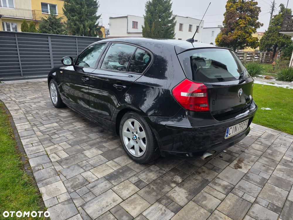 BMW Seria 1 116d DPF - 22