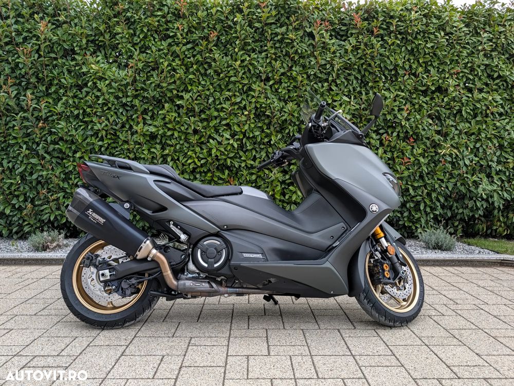 Yamaha TMAX 560 - 1