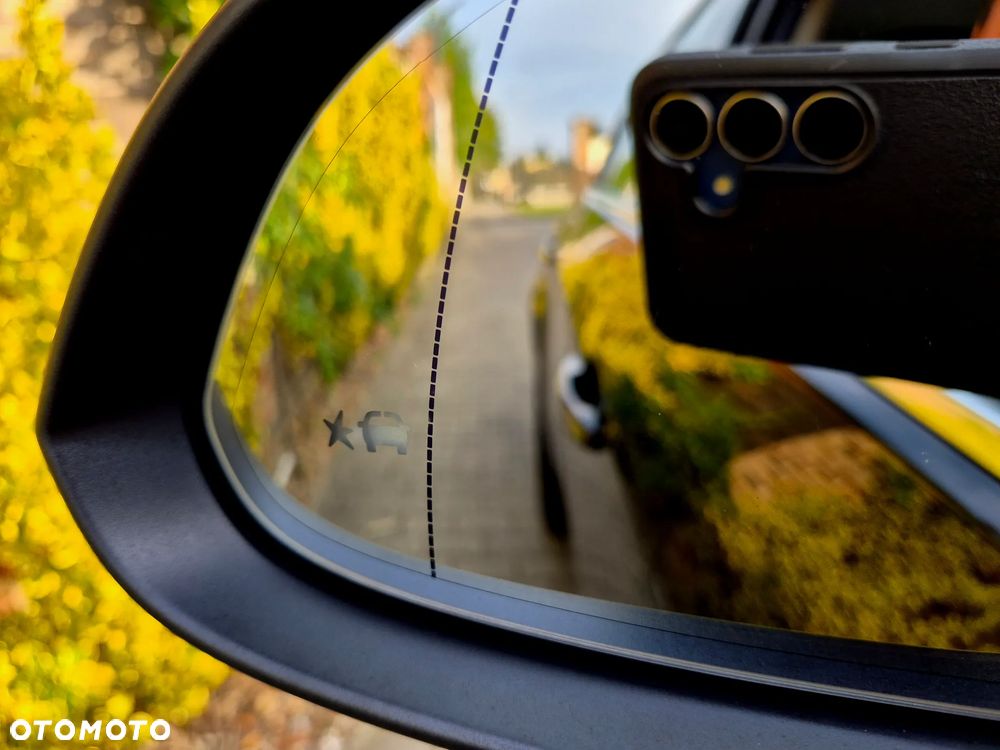 Opel Insignia - 26