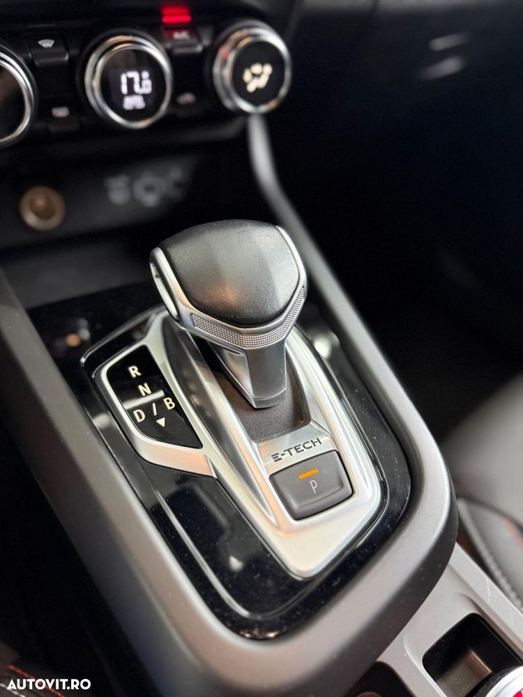 Renault Arkana E-TECH RS Line - 17