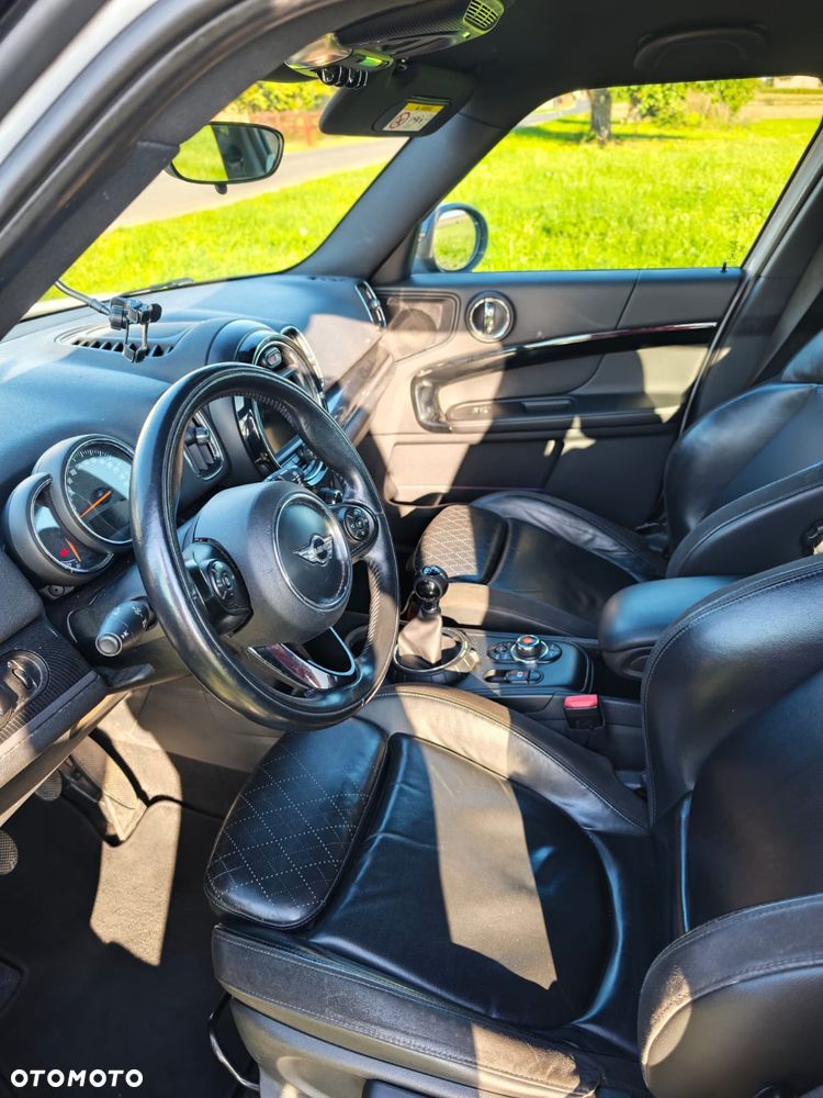 MINI Countryman - 16