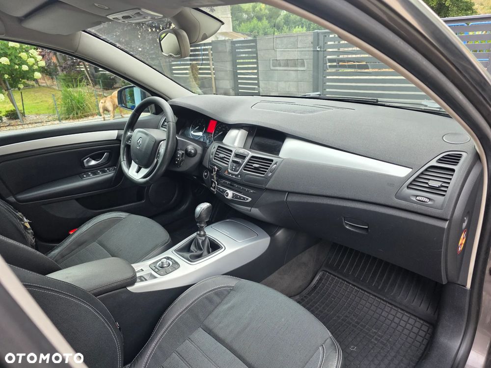 Renault Laguna 2.0 dCi Bose Edition - 11