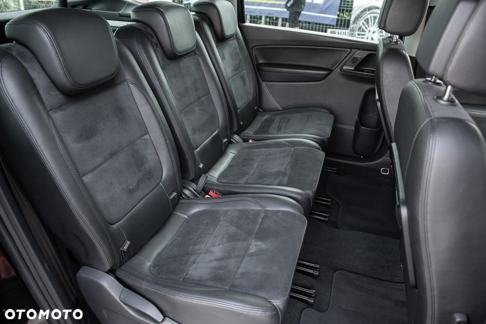 Volkswagen Sharan 2.0 TDI DSG BlueMotion Technology Highline - 29