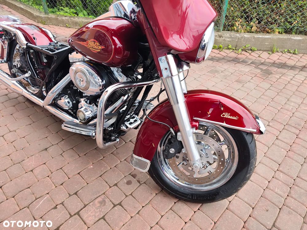 Harley-Davidson FLHTCU Ultra - 26