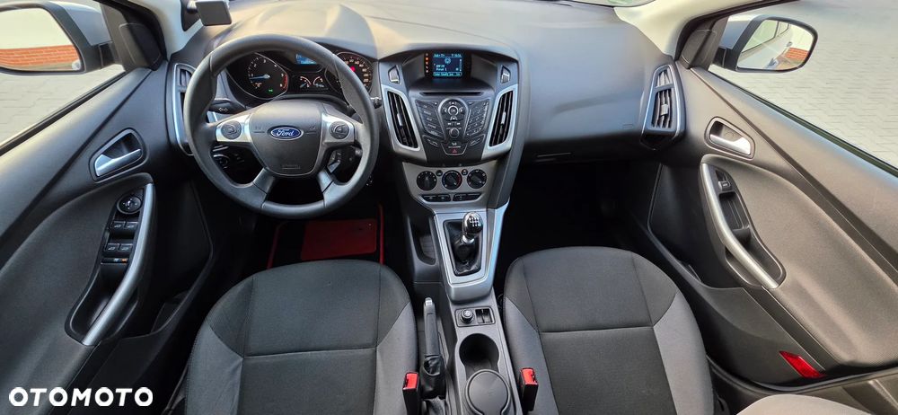 Ford Focus 1.6 TDCi DPF Start-Stopp-System SYNC Edition - 17