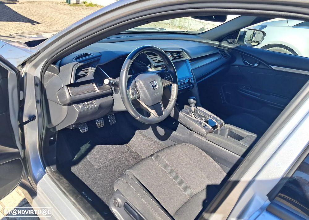 Honda Civic 1.0 i-VTEC Elegance Navi - 11