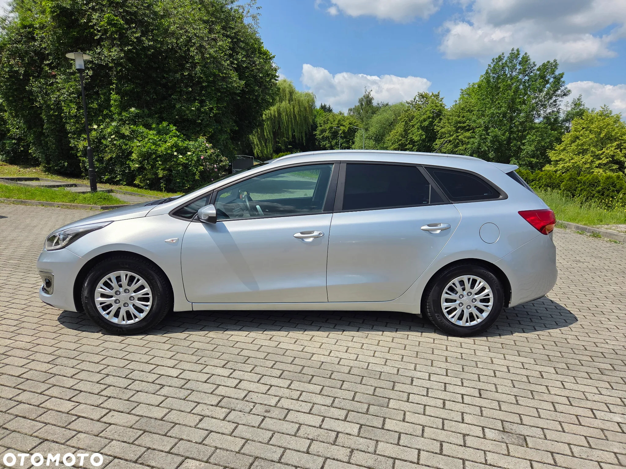 Kia Ceed 1.4 CVVT SW Edition 7 - 4