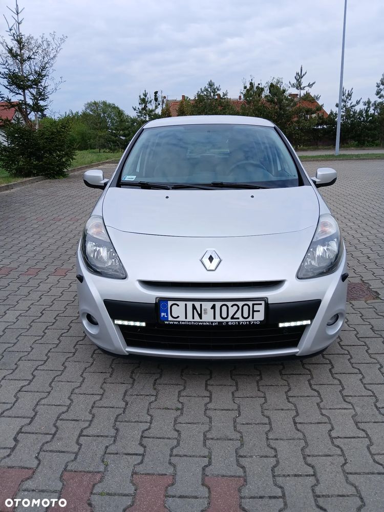 Renault Clio - 2