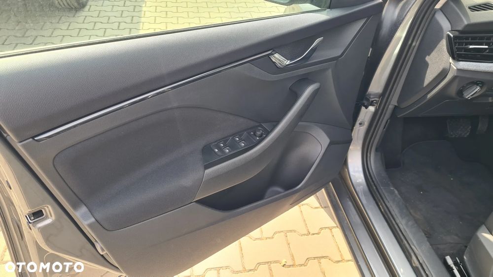 Skoda Scala 1.0 TSI Selection DSG - 10