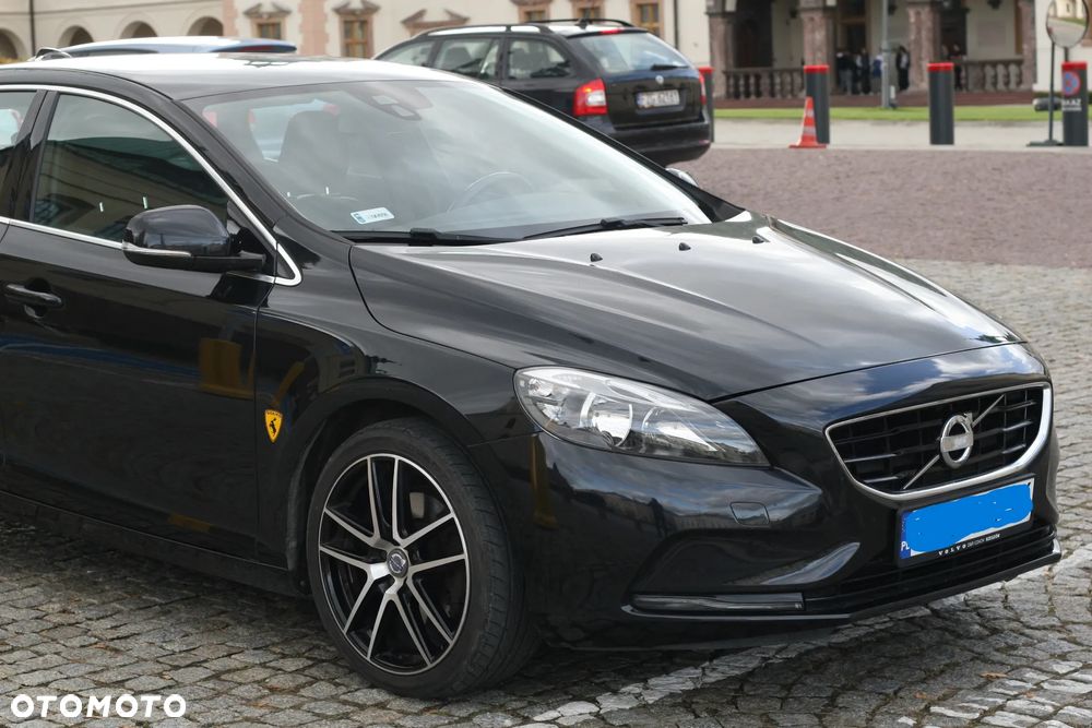 Volvo V40 T2 Momentum - 8