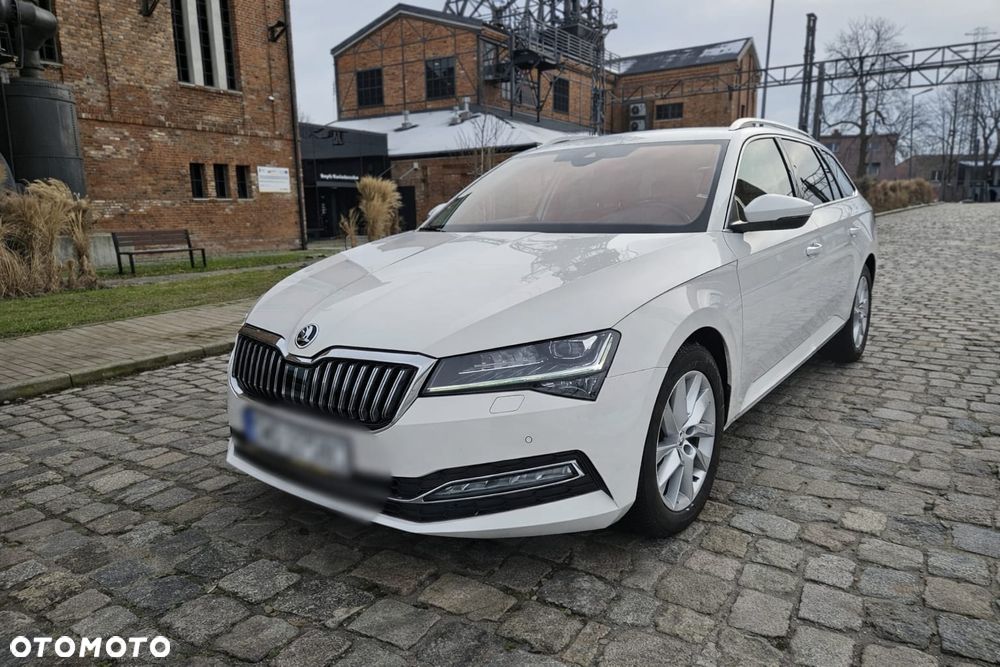 Skoda Superb 2.0 TDI SCR 4x4 Style DSG - 1