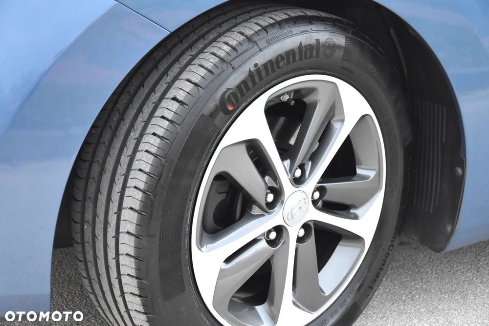 Hyundai i30 blue 1.6 GDI YES Gold - 16