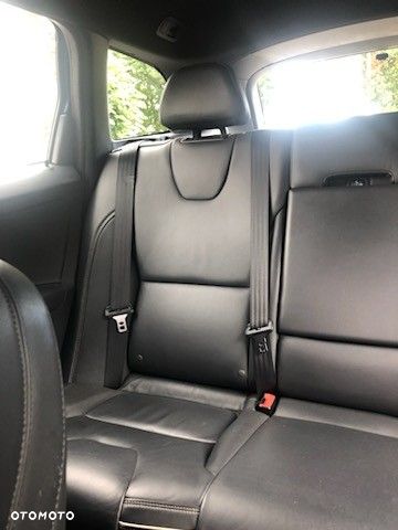 Volvo XC 60 D4 AWD Summum - 9
