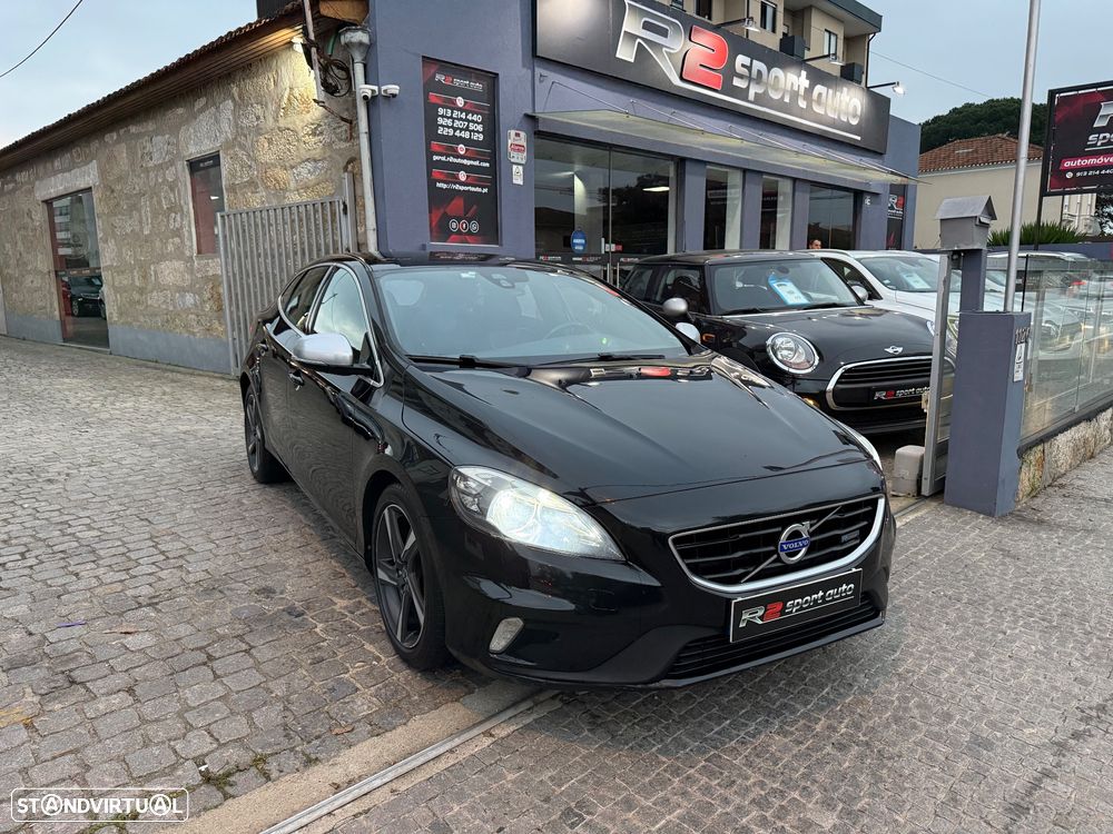 Volvo V40 D2 R Design - 1