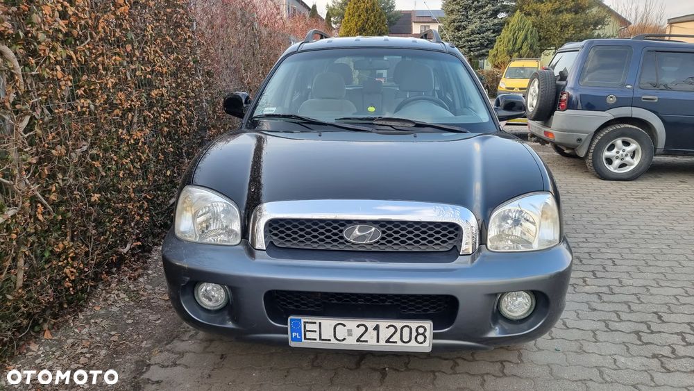 Hyundai Santa Fe 2.4 GLS 2WD - 17