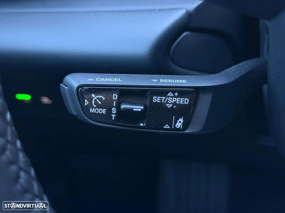 Porsche Macan Electric 4 - 43