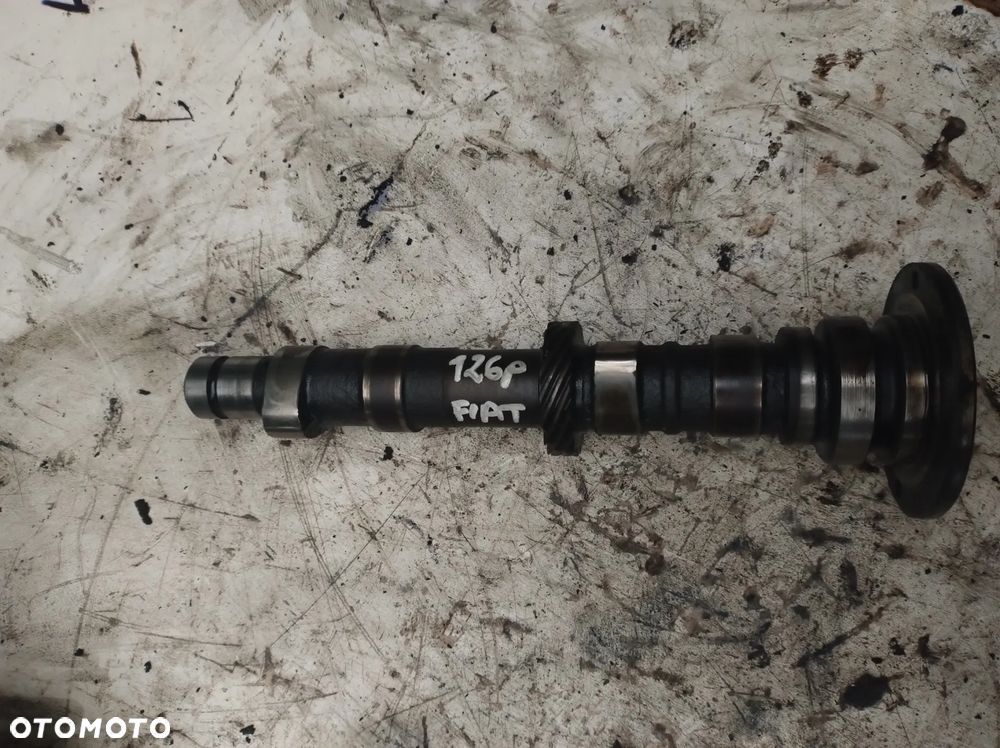 Fiat 126p  maluch  wałek rozrządu 650 600 FL ST - 1