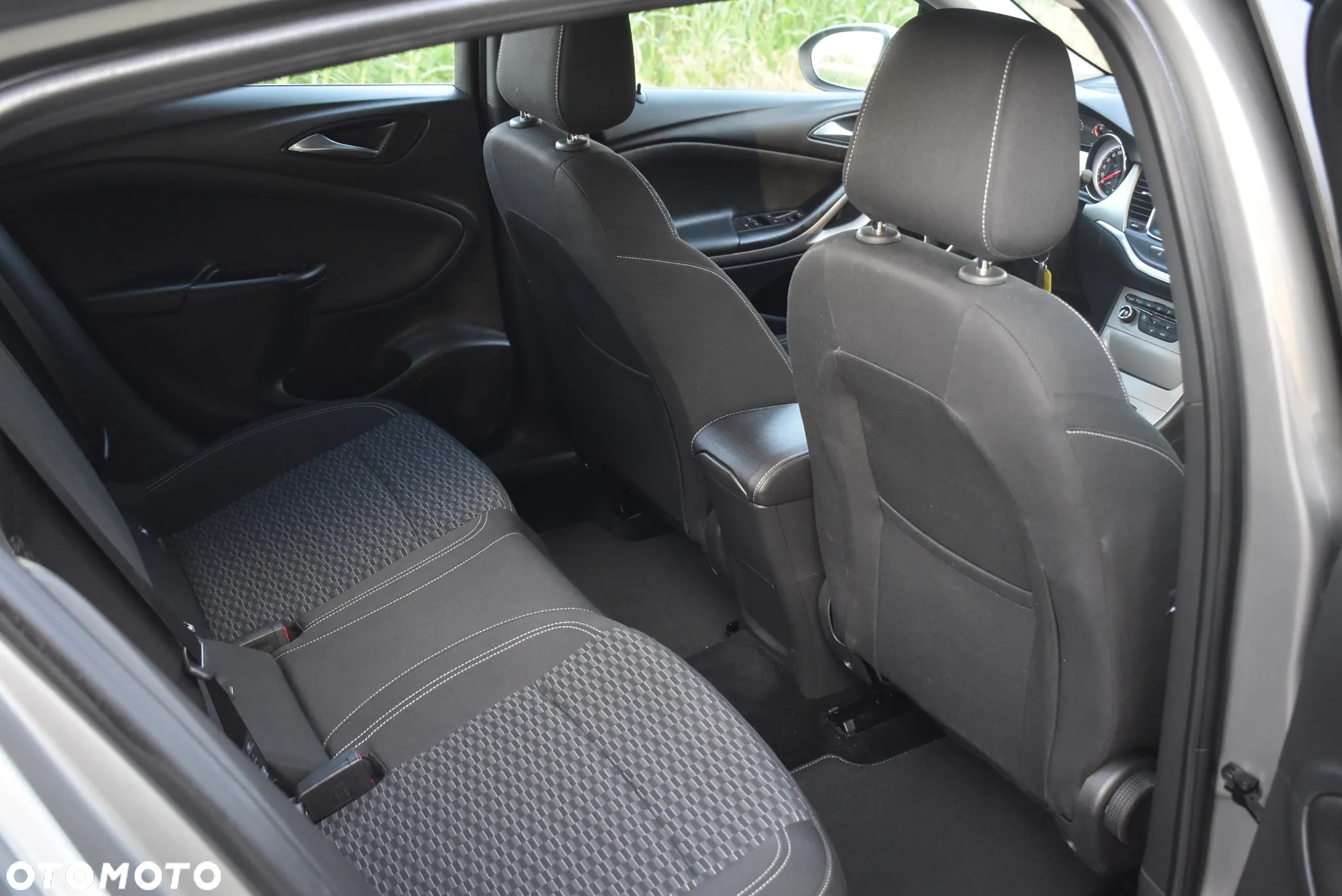 Opel Astra - 25