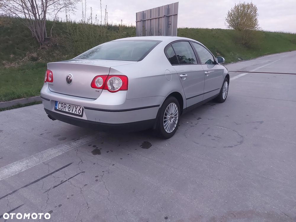 Volkswagen Passat 1.8 TSI Trendline - 5